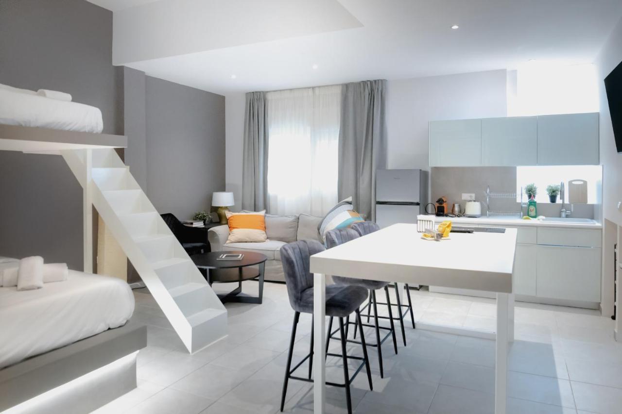 Апартаменты Athens Soho Lofts -Evaggelistrias 18 Экстерьер фото