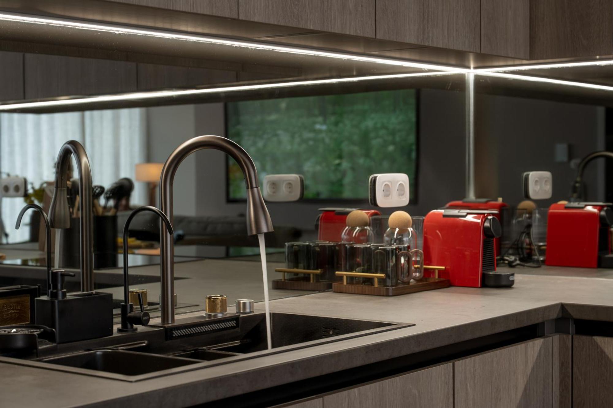 Апартаменты Athens Soho Lofts -Evaggelistrias 18 Экстерьер фото